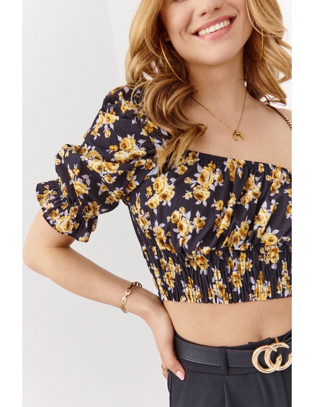 Crop top floral asimetric, negru si galben 020520 - Magazin online - Boutique